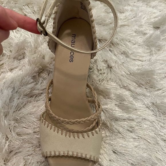 Cream wedges - Picture 3 of 5